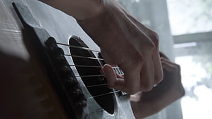 brown acoustic guitar, The Last of Us Part 2, The Last of Us 2, Ellie HD wallpaper