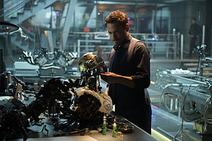 men's black dress shirt, Avengers: Age of Ultron, Tony Stark, Robert Downey Jr.