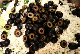 black round seeds