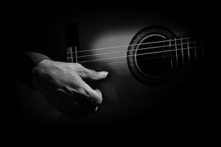 man playing guitar HD wallpaper