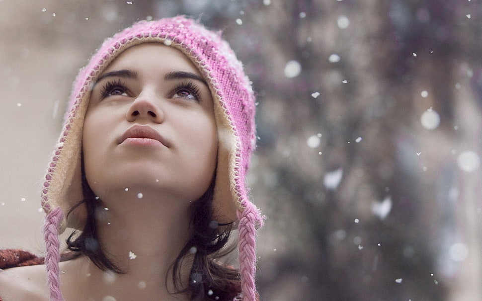 girl wearing pink hoodie white in snow HD wallpaper