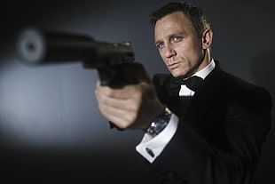 men's black suit jacket and bow tie, James Bond, Daniel Craig, men, actor