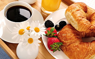 baked bread and coffee, breakfast, coffee, food, strawberries HD wallpaper