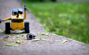 Wall-E plastic toy miniature photography HD wallpaper