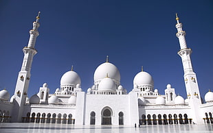 white and black concrete building, mosque, architecture, Abu Dhabi, building
