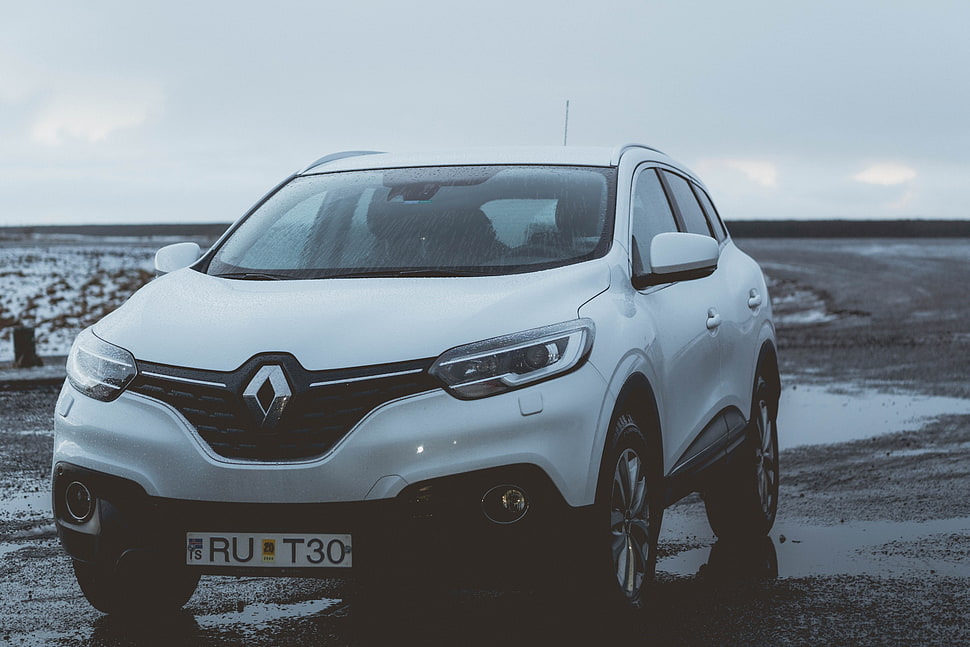 white Renault five-door hatchback HD wallpaper