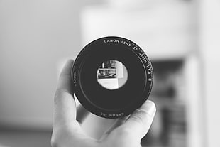 grayscale photo of Canon camera lens, lens