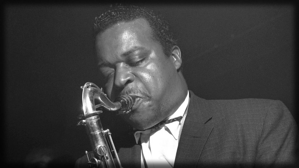 man playing saxophone HD wallpaper