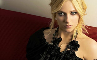 Avril Lavigne, Avril Lavigne