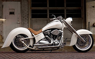 white cruiser motorcycle