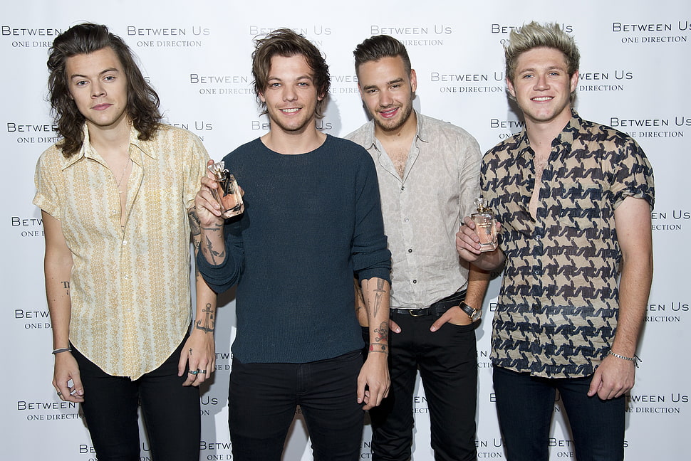 One Direction HD wallpaper
