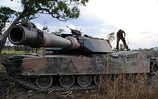 green military tank, tank, closeup, blurred, M1 Abrams HD wallpaper