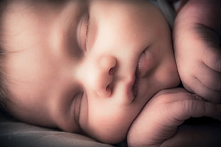 Baby sleeping photo HD wallpaper