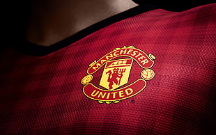 red Manchester United shirt HD wallpaper