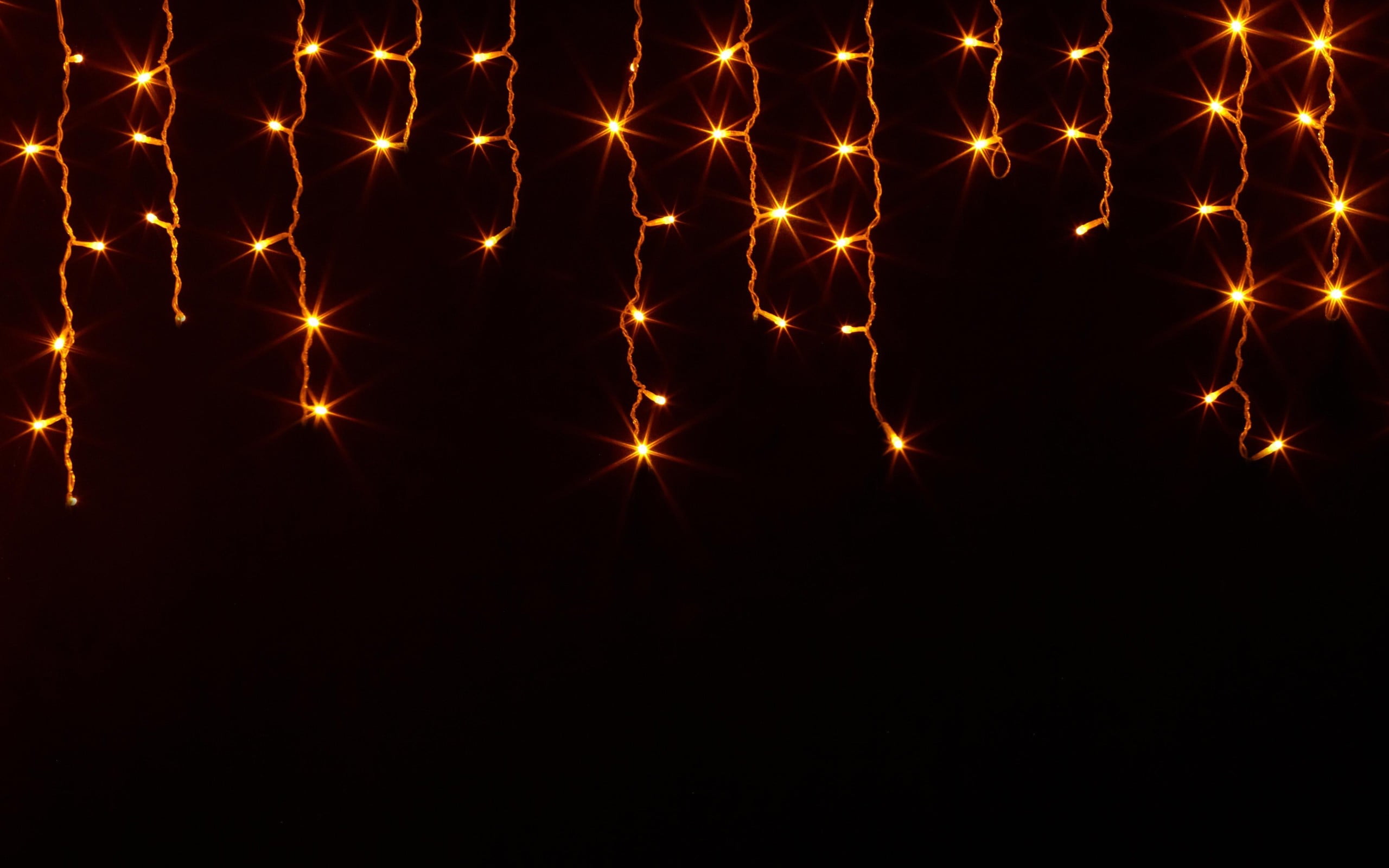 Yellow string lights, New Year, snow HD