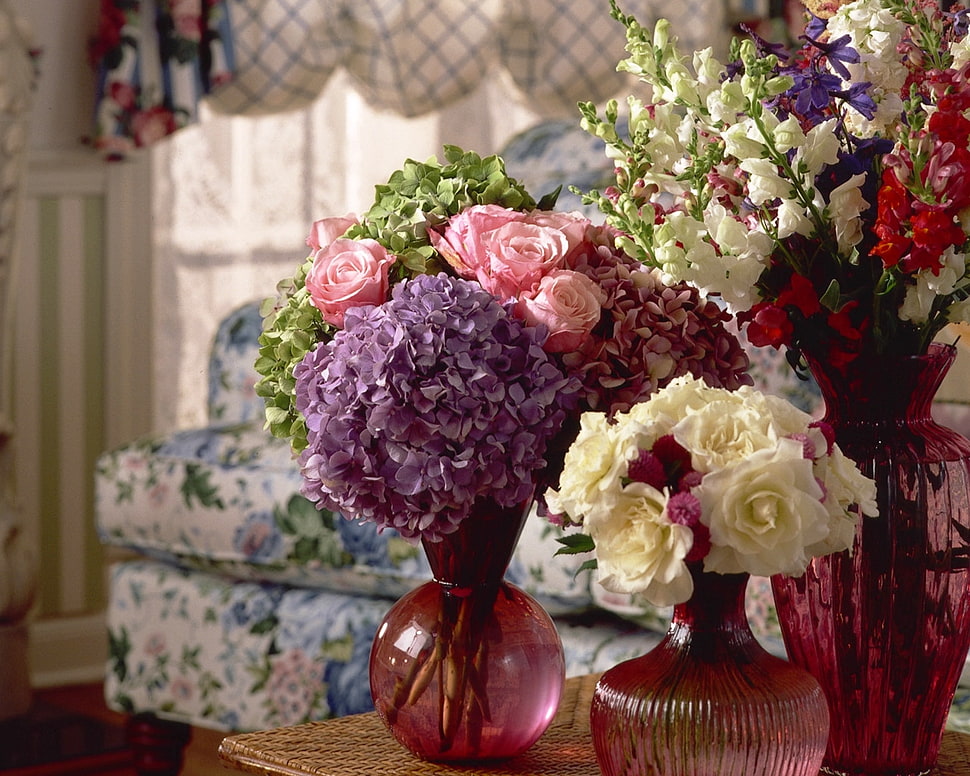 purple and green Hydrangea, white and pink Rose flower centerpiece HD wallpaper