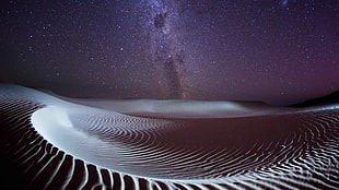 desert under Milky Way galaxy, desert, night, stars, Milky Way HD wallpaper