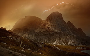 mountain with thunder HD wallpaper