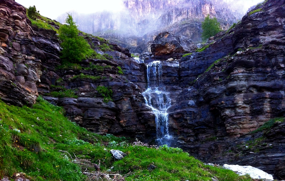 waterfall and rock formation, waterfall, mist, lake, river HD wallpaper