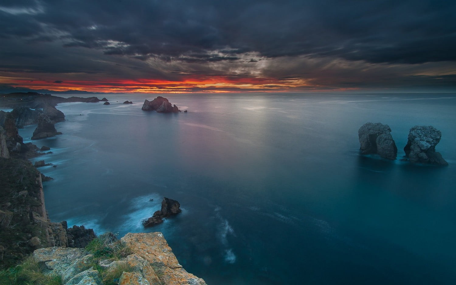 3840x2160 resolution | brown rock formation near ocean water during ...