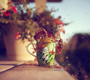 green ceramic mug, mugs, splashes HD wallpaper