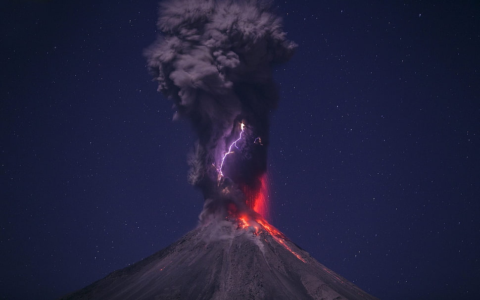 gray volcano, lightning, volcano HD wallpaper