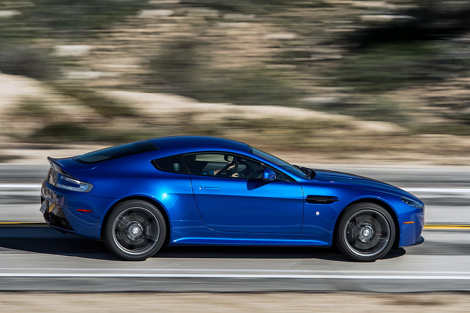 blue sports coupe on road during daytime HD wallpaper
