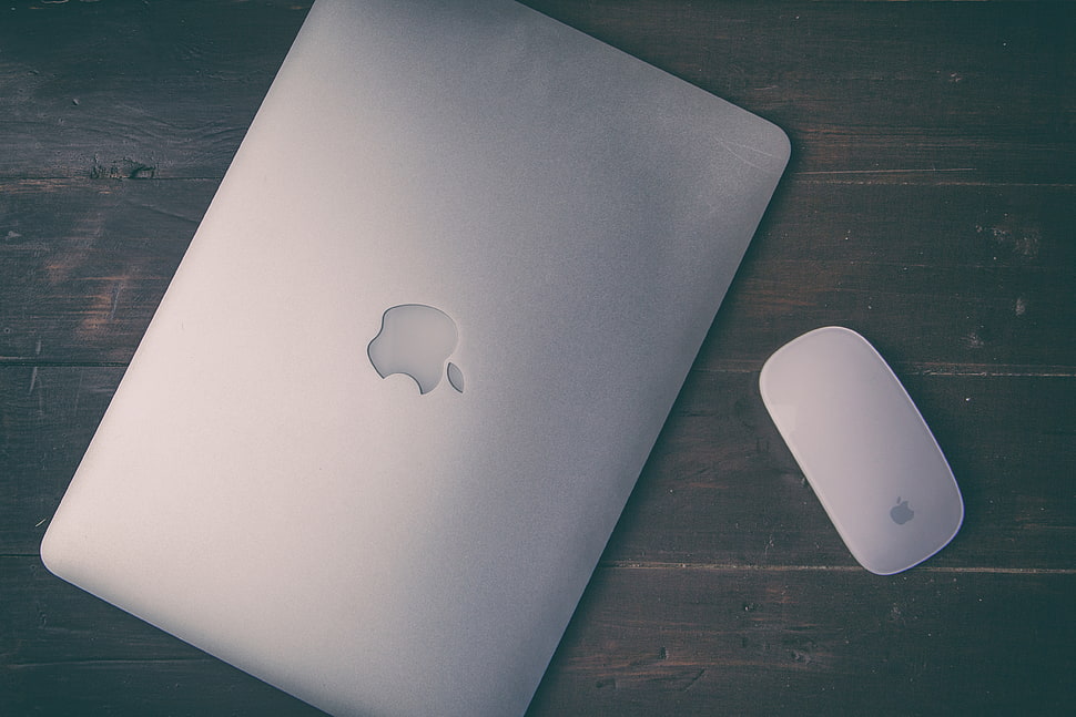 Macbook with Apple Magic mouse HD wallpaper