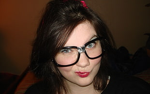 woman wearing eyeglasses HD wallpaper