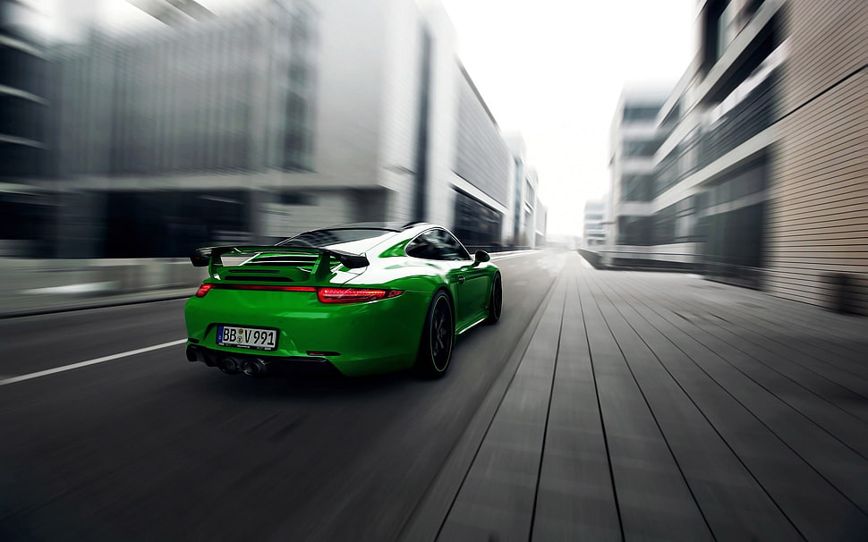green sports car, car, Porsche, Porsche 911, Porsche 911 Carrera 4S HD wallpaper