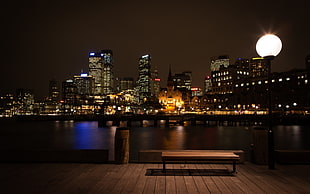 brown wooden bench, cityscape, urban, bench, night HD wallpaper