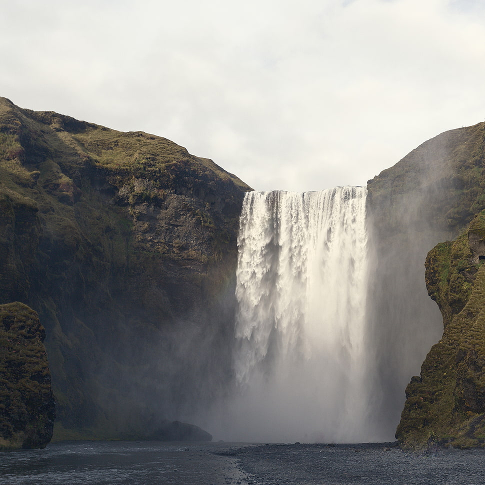 waterfall during daytime HD wallpaper