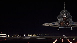 gray NASA space shuttle, space shuttle