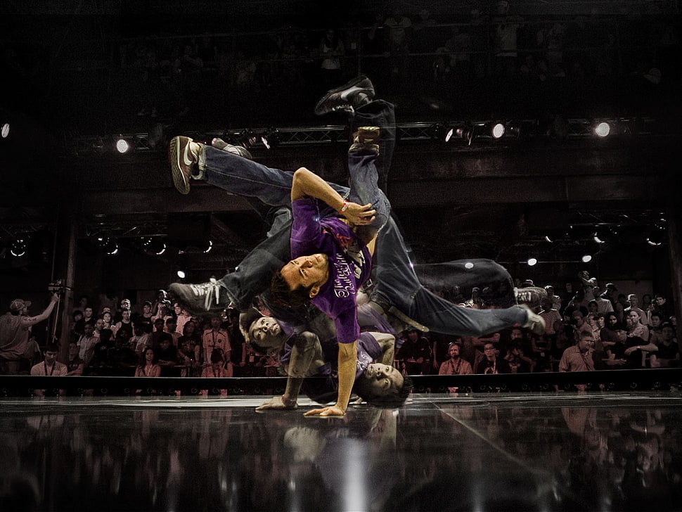 men's purple T-shirt, dancing, men HD wallpaper