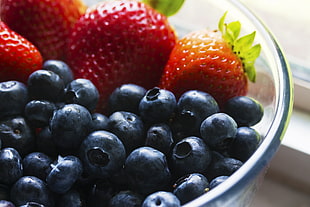 bowl of blueberries and strawberries
