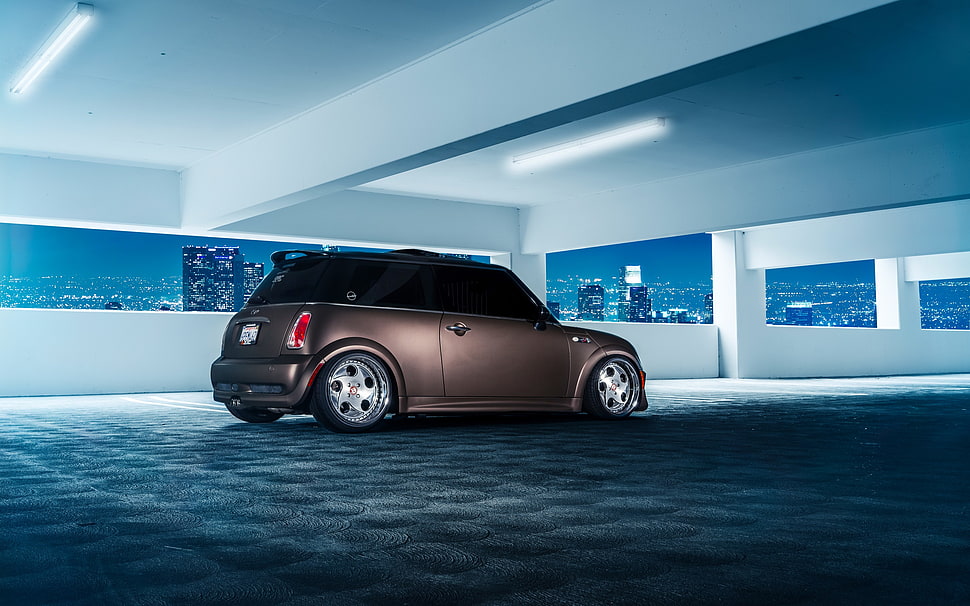 gray 5-door hatchback HD wallpaper