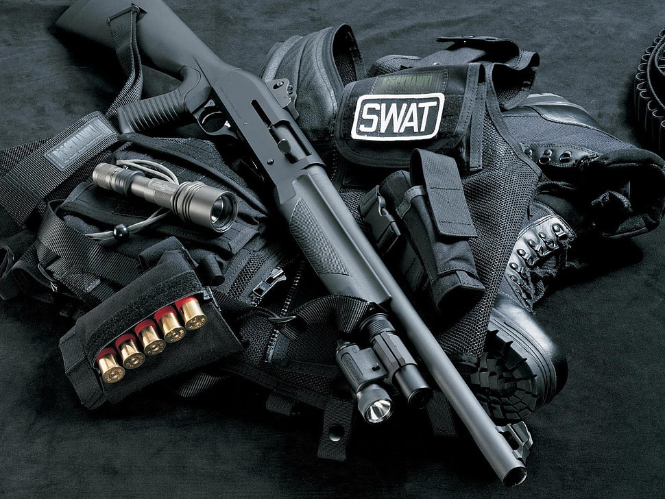 black and gray shotgun, gun, weapon, Benelli M4 Super 90, Benelli M1014 HD wallpaper