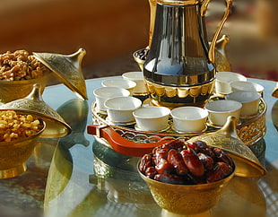 Tea,  Dried fruit,  Nuts,  Raisins HD wallpaper