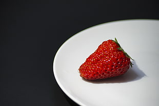 strawberry fruit, Strawberry, Berry, Plate