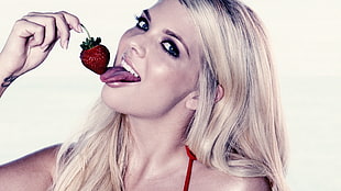 strawberry, strawberries, red bikinis, tongues, Jana Jordan