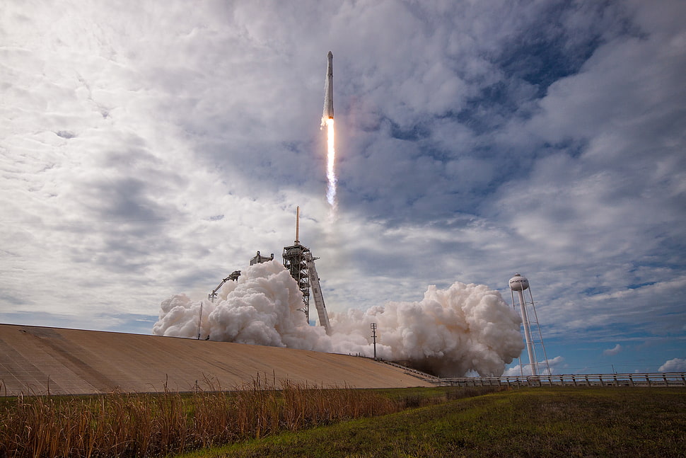 white missile, SpaceX, rocket, clouds, smoke HD wallpaper