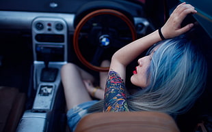 women's shoulder tattoo, tattoo, blue hair, Japanese, dyed hair