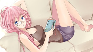 pink-haired girl with eyeglasses on sofa