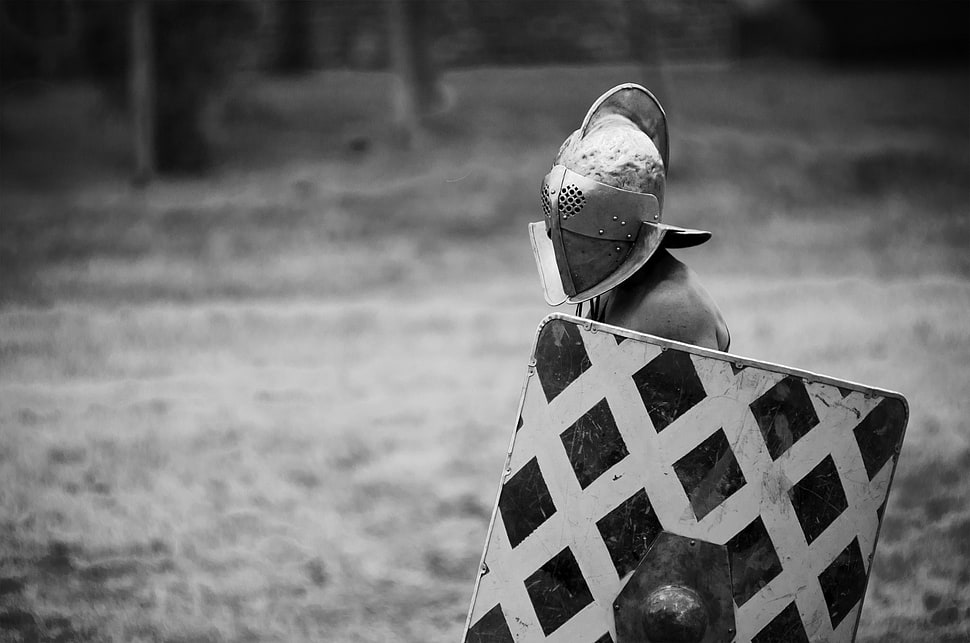 grayscale photo of man wearing knight armor helmet and shield, monochrome, warrior, gladiators HD wallpaper