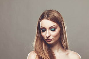 woman wearing an eyeshadow photo HD wallpaper