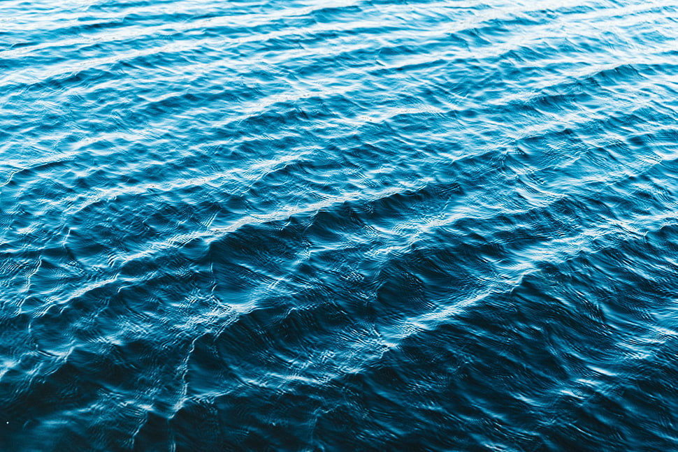 blue body of water during daytime HD wallpaper