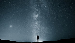 man silhouette, stars, sky, Milky Way, alone HD wallpaper