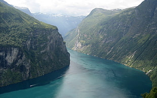 body of water and mountain, landscape, Geiranger, Geirangerfjord HD wallpaper