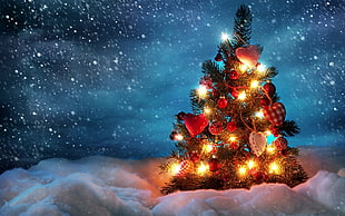 green Christmas Tree with bauble, Christmas Tree, lights, snow, sky