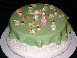 green and white table cake
